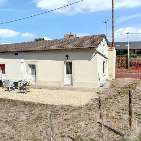 Charmante Maison A Mouterre-Silly Avec Jardin Et Terrasse Zewnętrze zdjęcie
